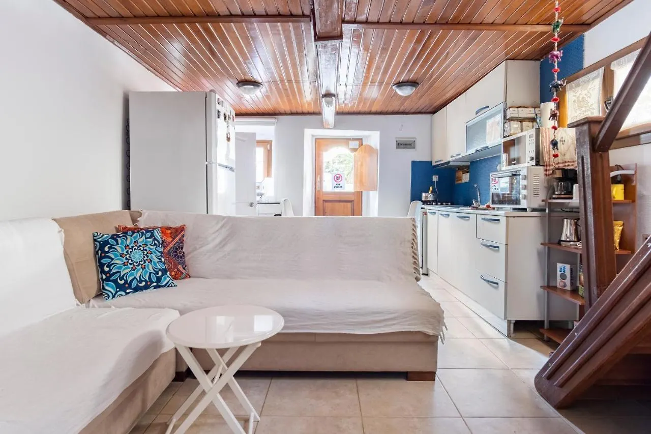18Th Century Renovated Central Stone House, Terrace, Free Fast Wi-Fi Αλικαρνασσός
